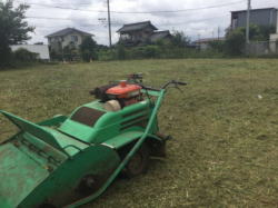 千葉県千葉市 黒川税理士事務所 草刈りの様子